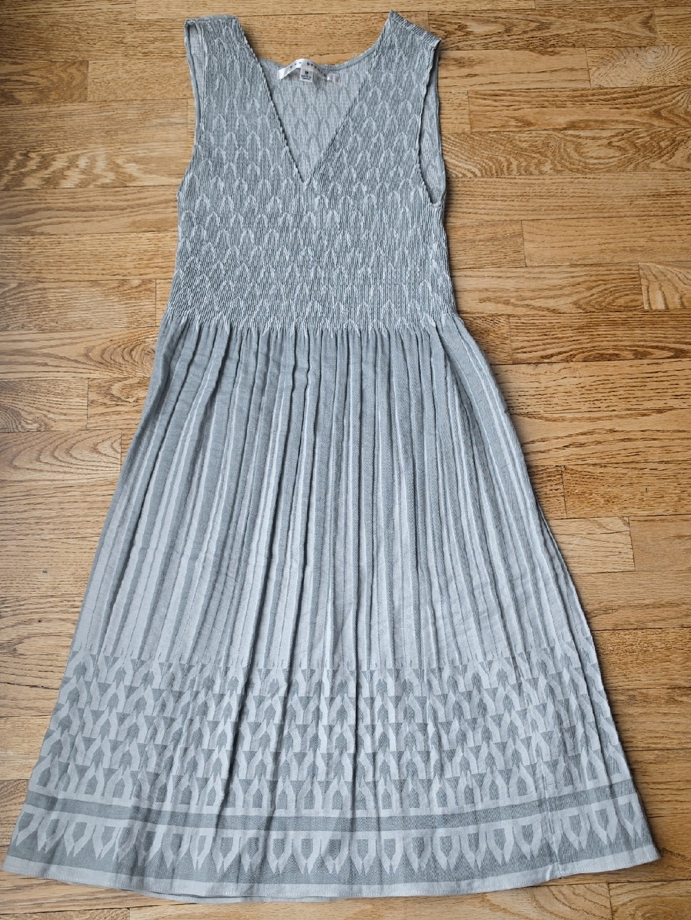 (M) Max Studio Sleeveless V-Neck Pleated Midi Dress Summer Vacation Cottagecore